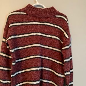 2/10$ Ardene knit top